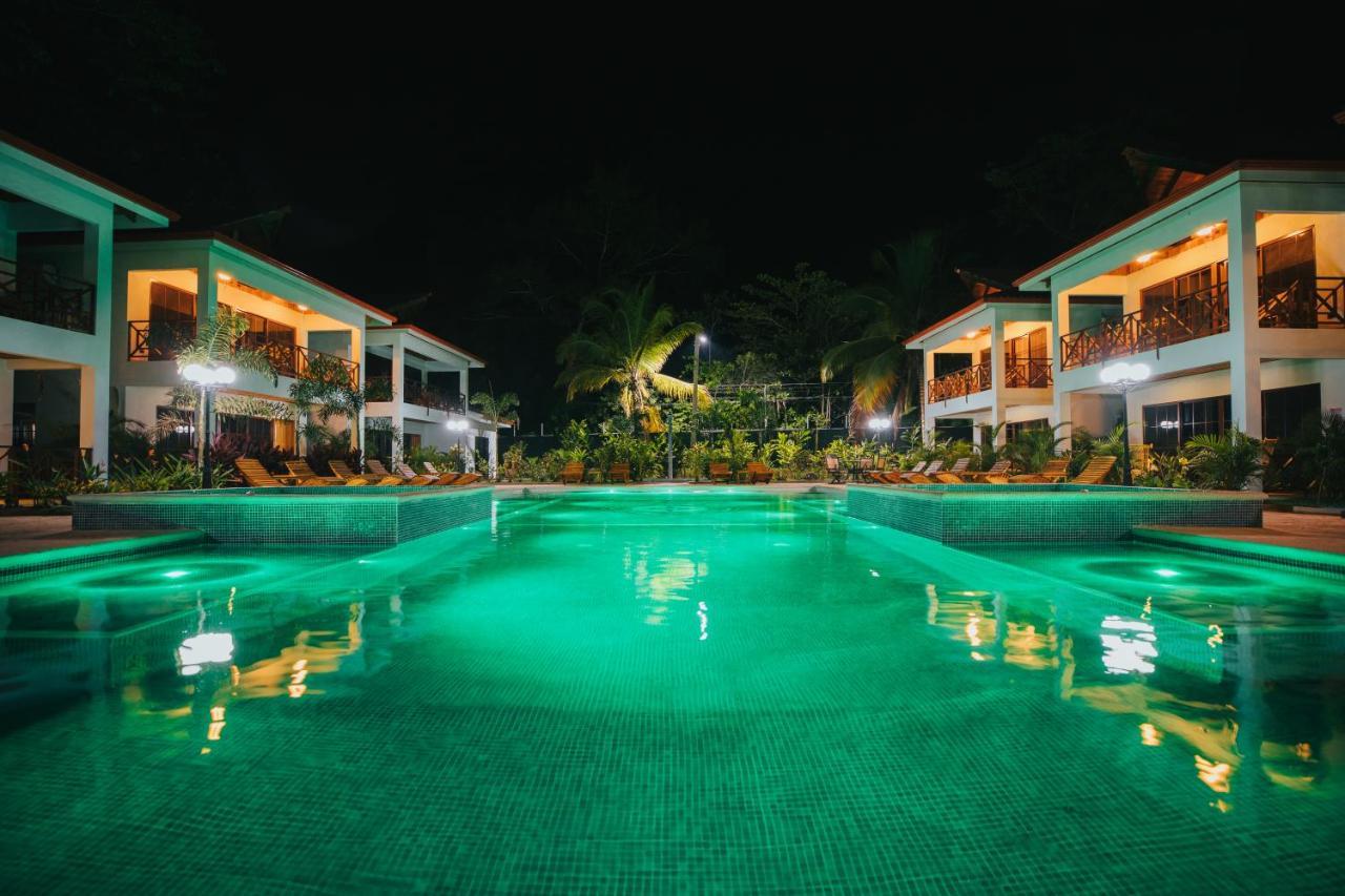 Bungalows Punta Uva Exterior photo