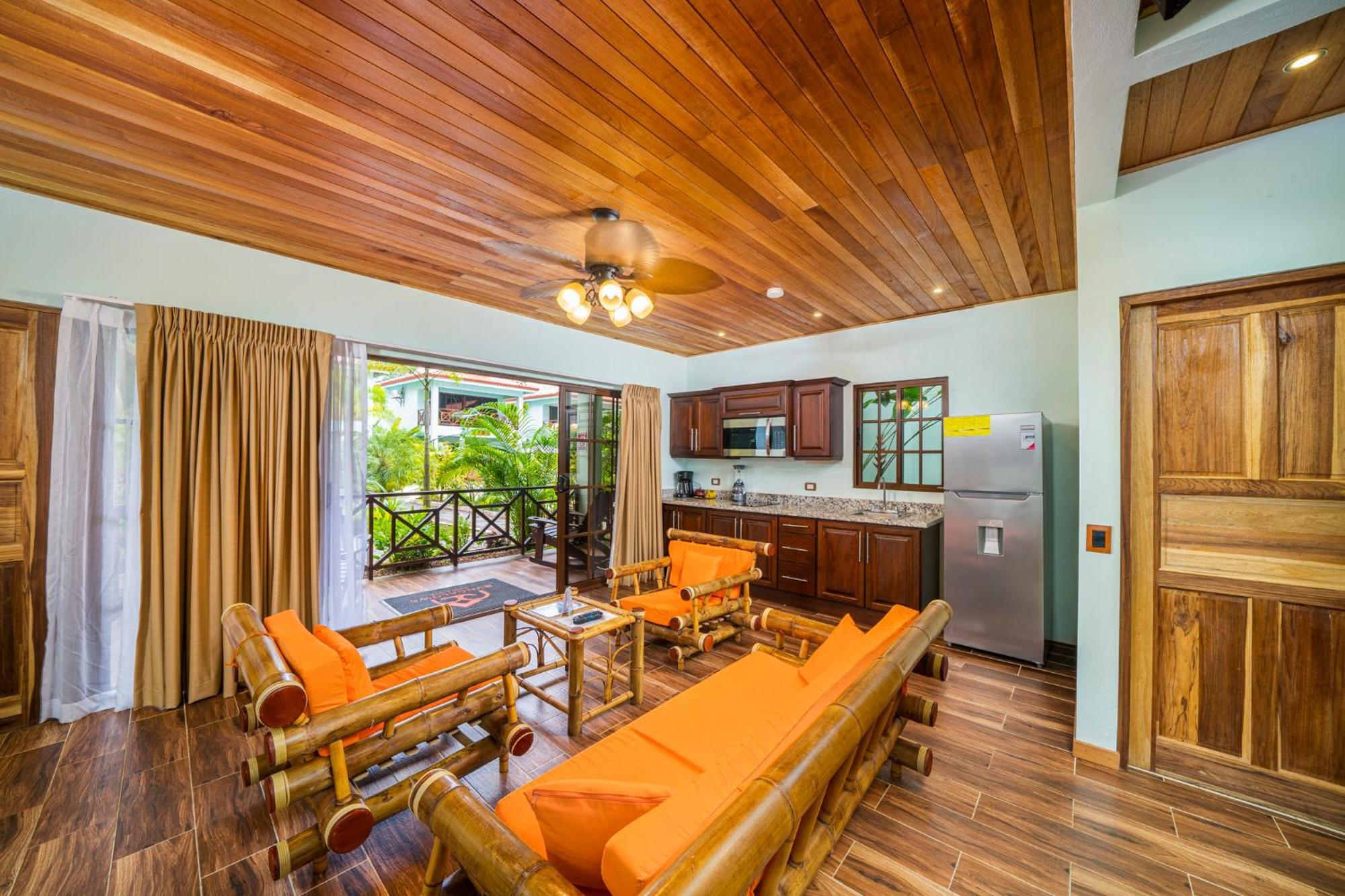 Bungalows Punta Uva Exterior photo